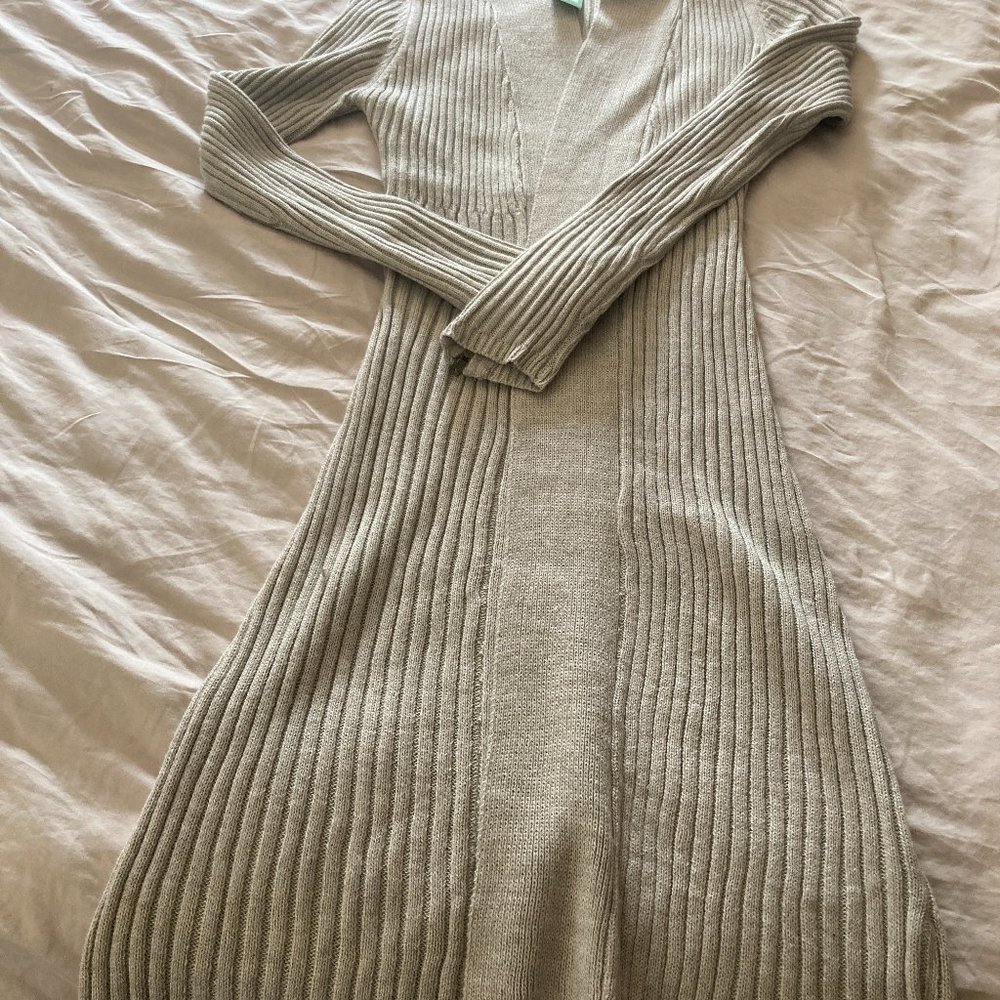 Brand New With Tags / RD Style Candise Cardigan, Size small, Color Grey
